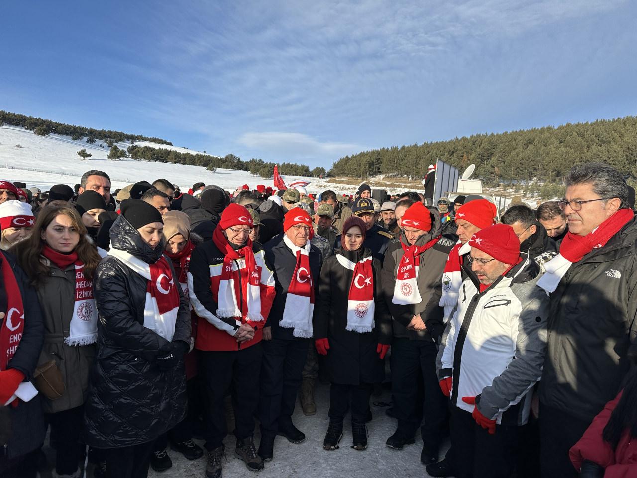 bakan gulerden sarikamista onemli mesaj turkiye icin bir tercih degil zorunluluktur 0 43GN9gnE