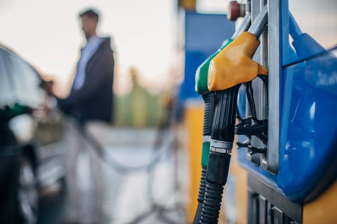 petrol fiyatlari yukseldi motorine zam geldi 1 R95OmFv6