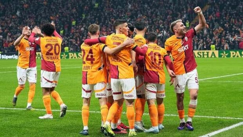 yeni formatta ilk mac galatasarayda kupa maci oncesi savunma sikintisi YVQMxfm2