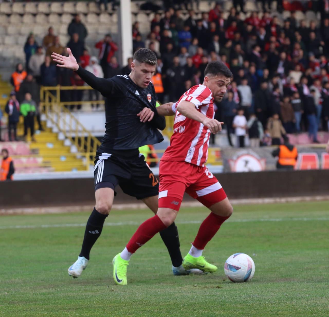 adanaspor boluda 3 golle yikildi 0