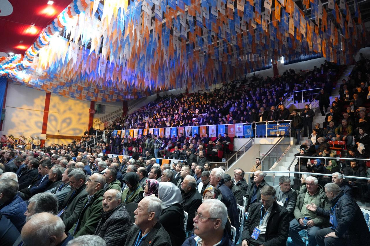 bakan goktastan tanju ozcana sert tepki hic utanmiyor musunuz 5 VSaetqNK