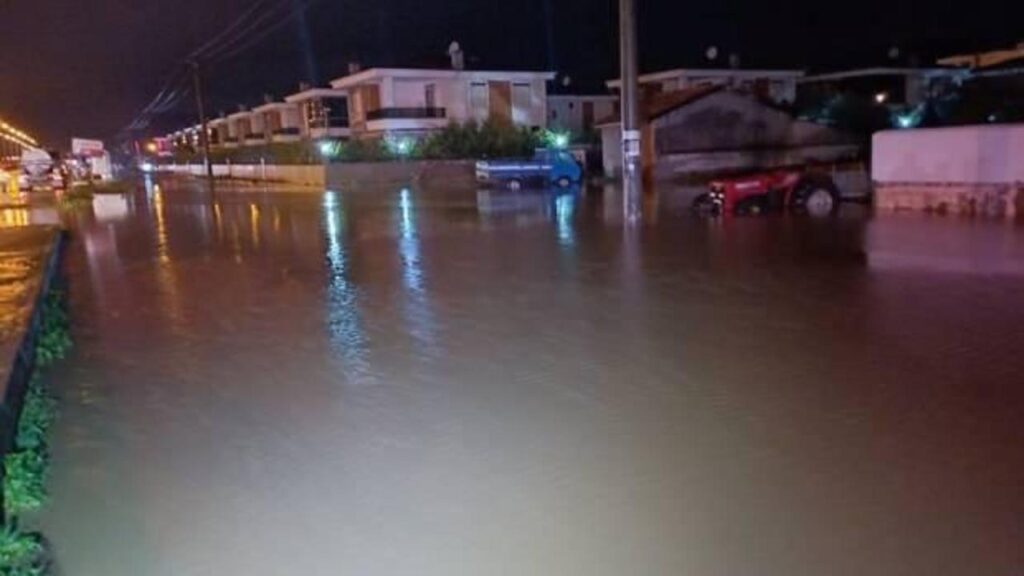 balikesir canakkale kara yolu kismen ulasima kapandi DNRihjQR