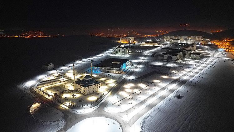 bayburt universitesi 8 yildir gunes enerjisiyle aydinlaniyor 0