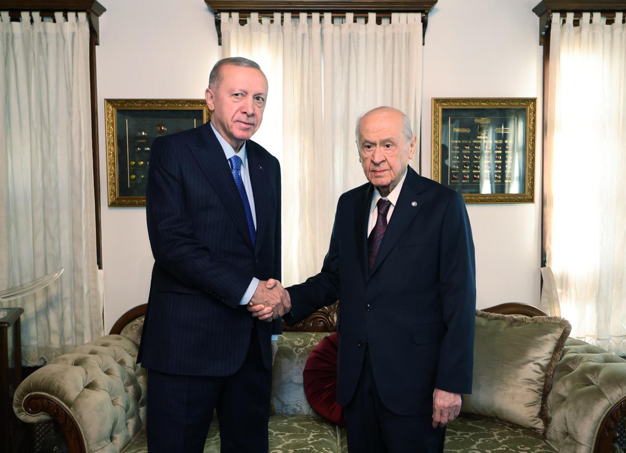 cumhurbaskani erdogan devlet bahceli ile gorusuyor 1