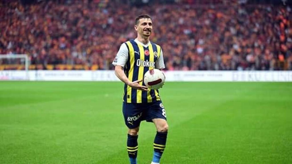 mert hakan yandastan galatasaraya tiyatro tepkisi eaBOQZxZ