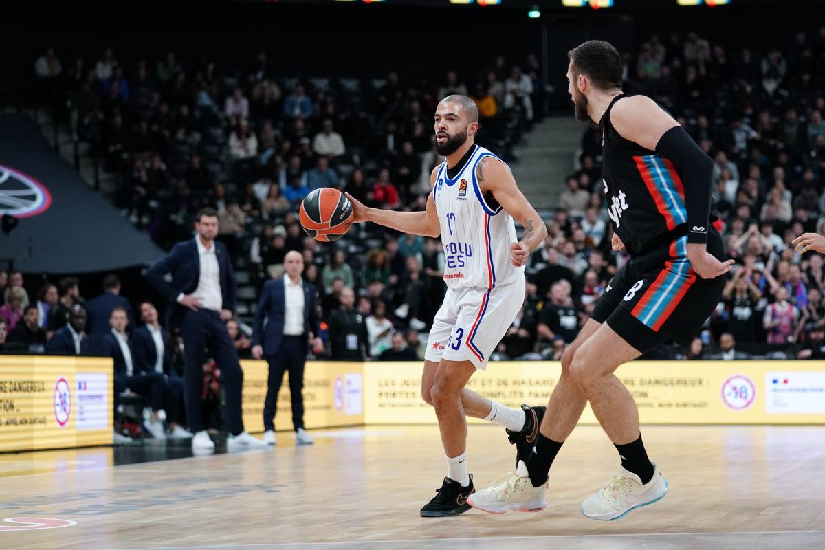 anadolu efes deplasmanda paris basketbola kaybetti 0 c8vpg4ea