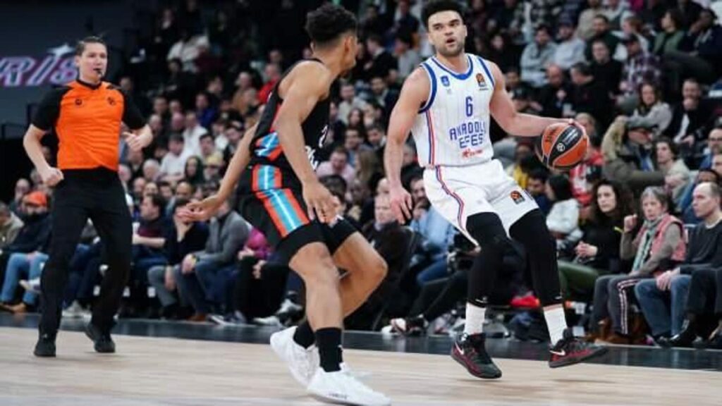 anadolu efes deplasmanda paris basketbola kaybetti 5H3ONyvK