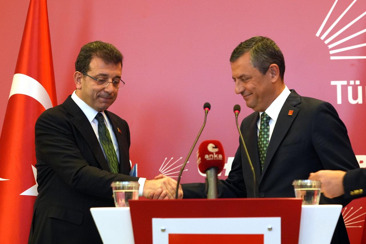 chpdeki gerilim imamoglu ve ozelin yuzlerine yansidi 2 GNp2OBCT