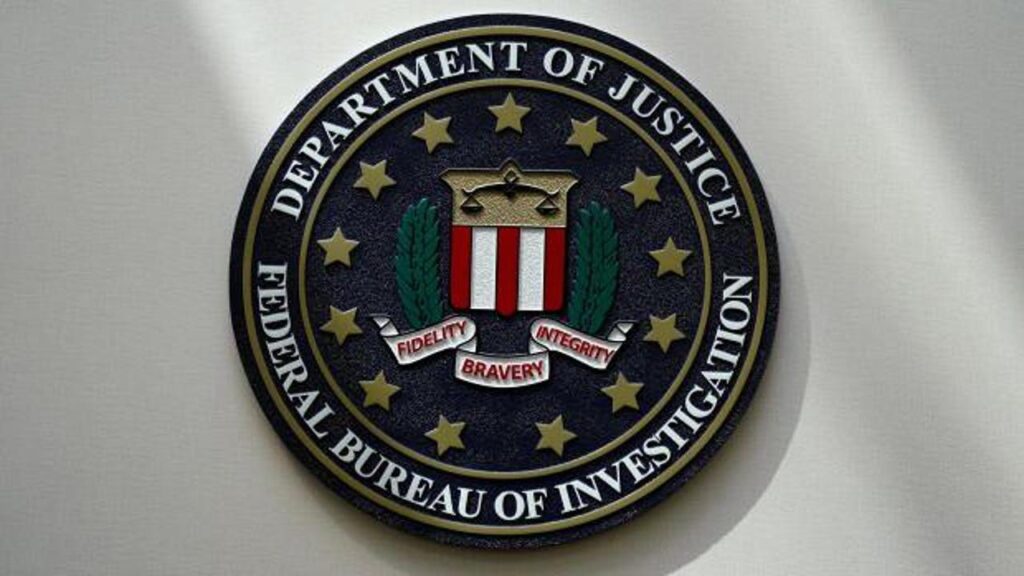 fbi alarmda muhtemel saldiri uyarisi verildi 1g8n8jXW