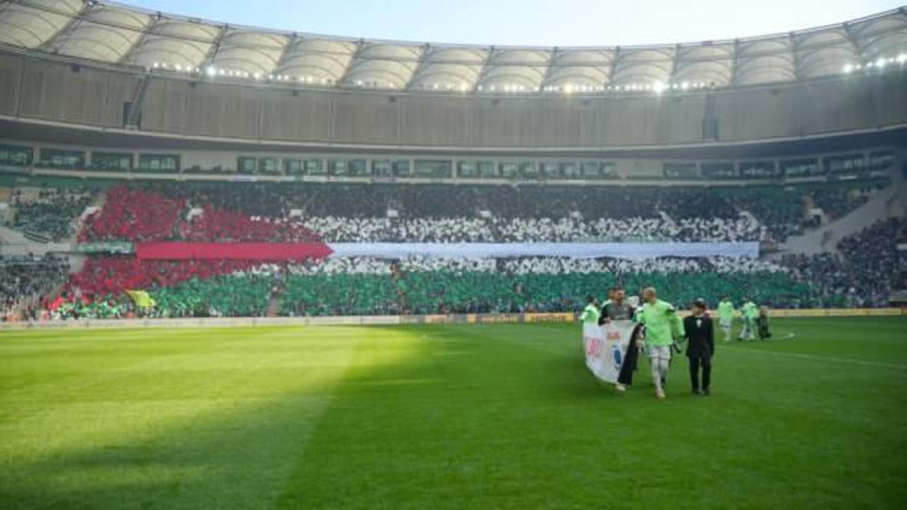 3 lig ekibinden 41 bin kisilik filistin koreografisi eYqvGTp8