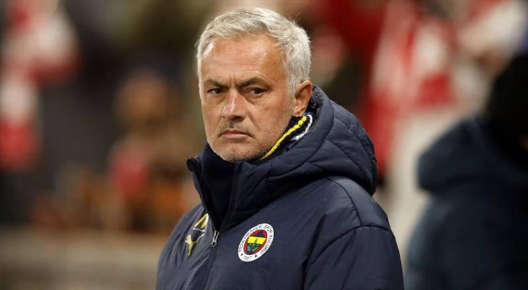 galatasaraya imza atmasi beklenen yildiz fenerbahce icin istanbula geliyor 1 T1XElphF