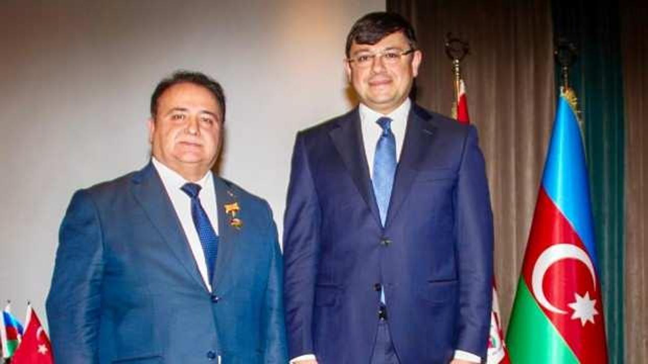 gazeteci seyfullah turksoya azerbaycan devlet hizmet madalyasi YDjL6mEX